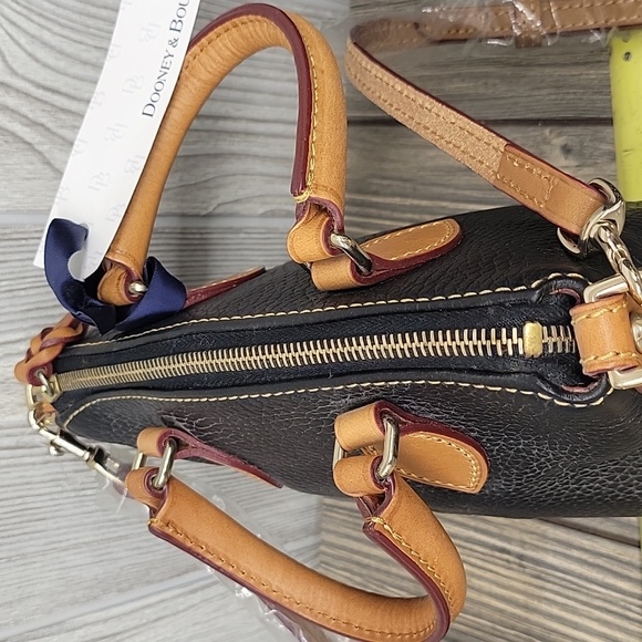 NWT Dooney&Bourke Dillen Satchel/Crossbody Bag - Picture 3 of 9